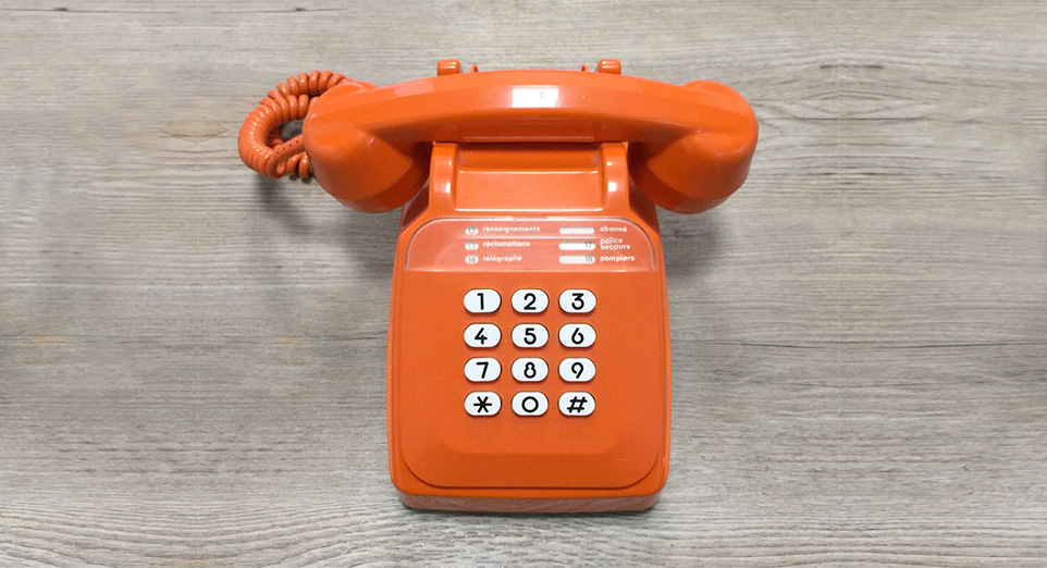 l'accessibilite telephonique pour les personnes sourdes et malentendantes - blog Elioz